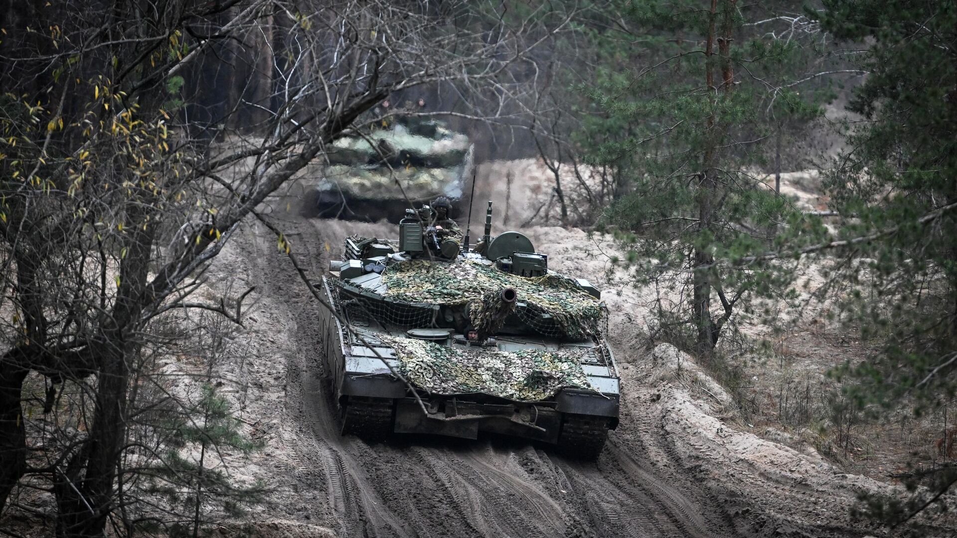 Уничтожение танка Т-64 ВСУ на Купянском направлении российскими военными