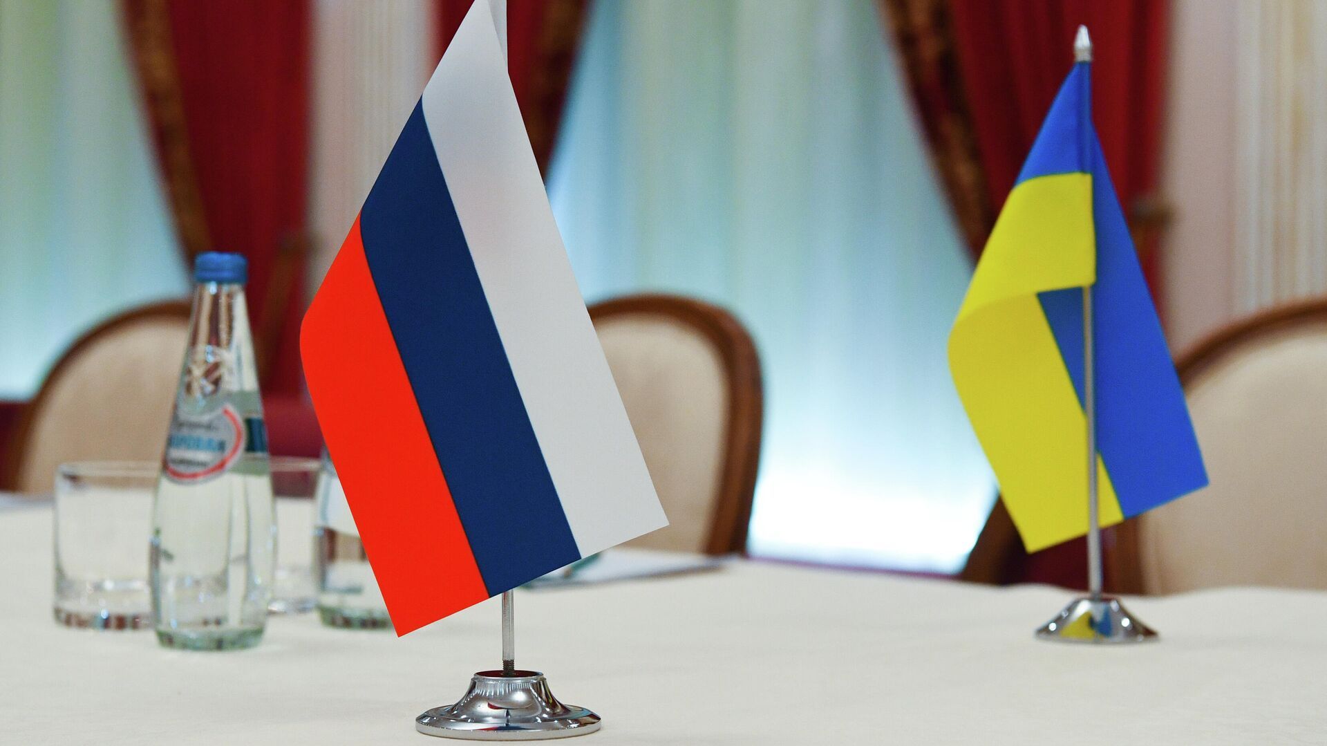 Лавров подчеркнул важность неотлагательности переговоров о мире на Украине