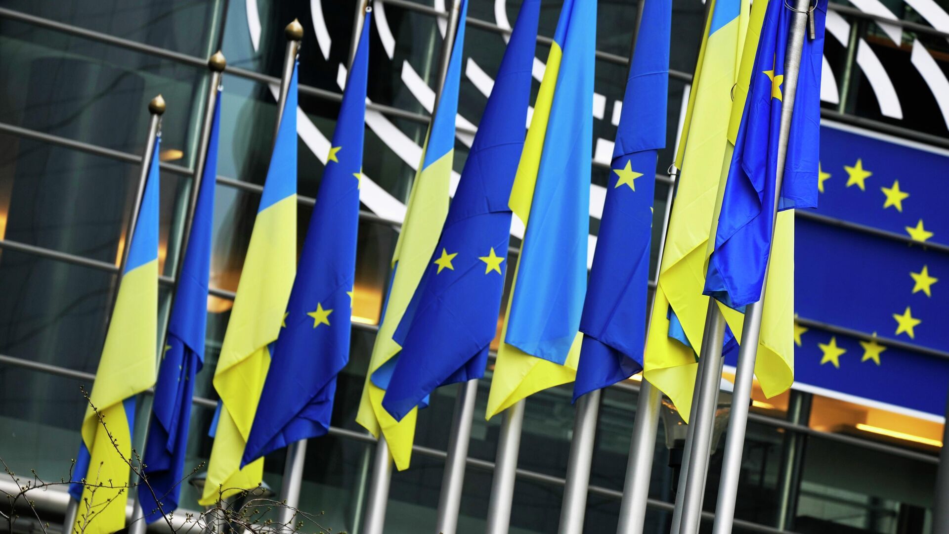 В Кремле обсудили доминирующий в Европе подход к Украине