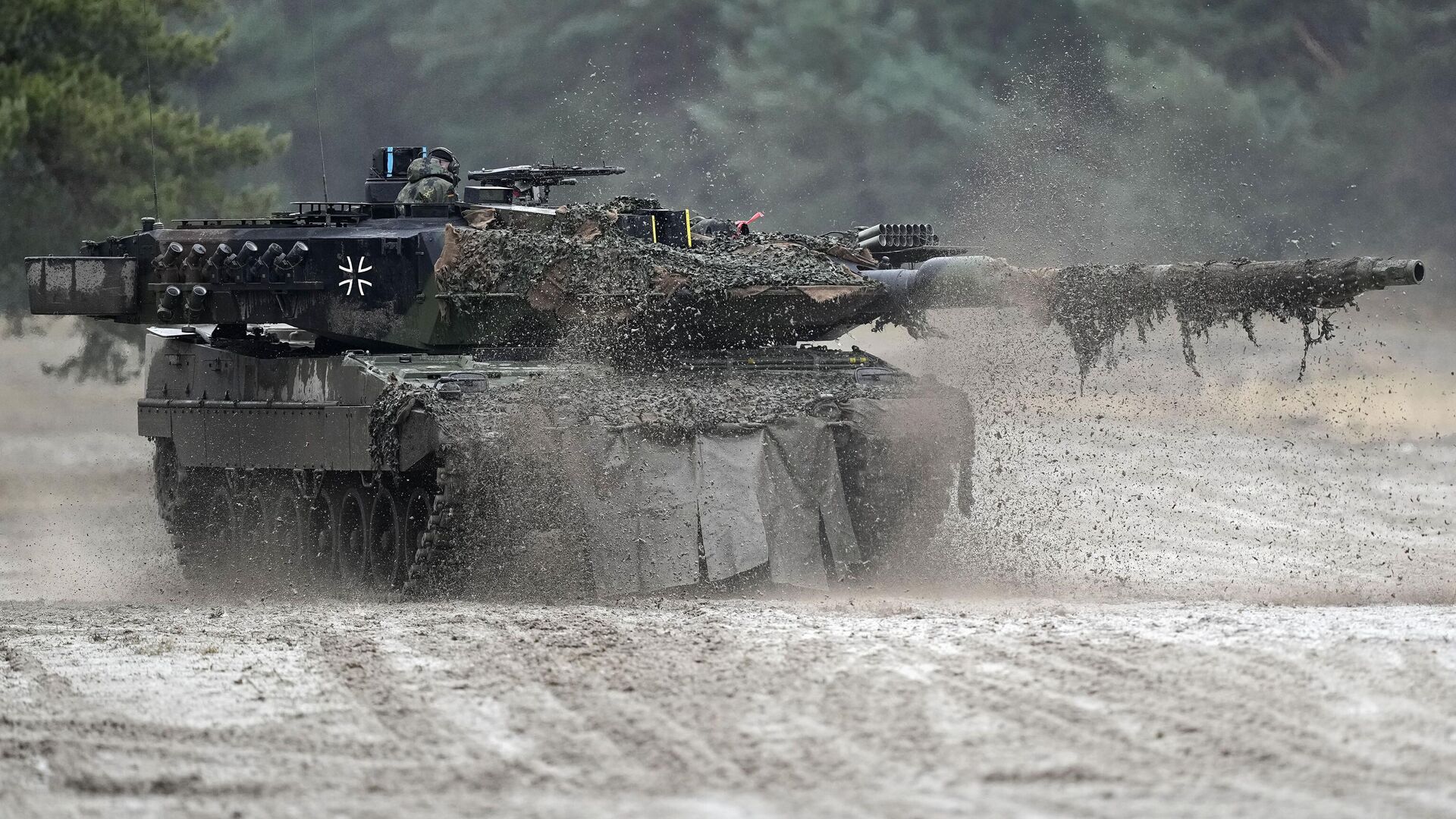 Дефицит экипажей для немецких "Леопардов" возник на Украине