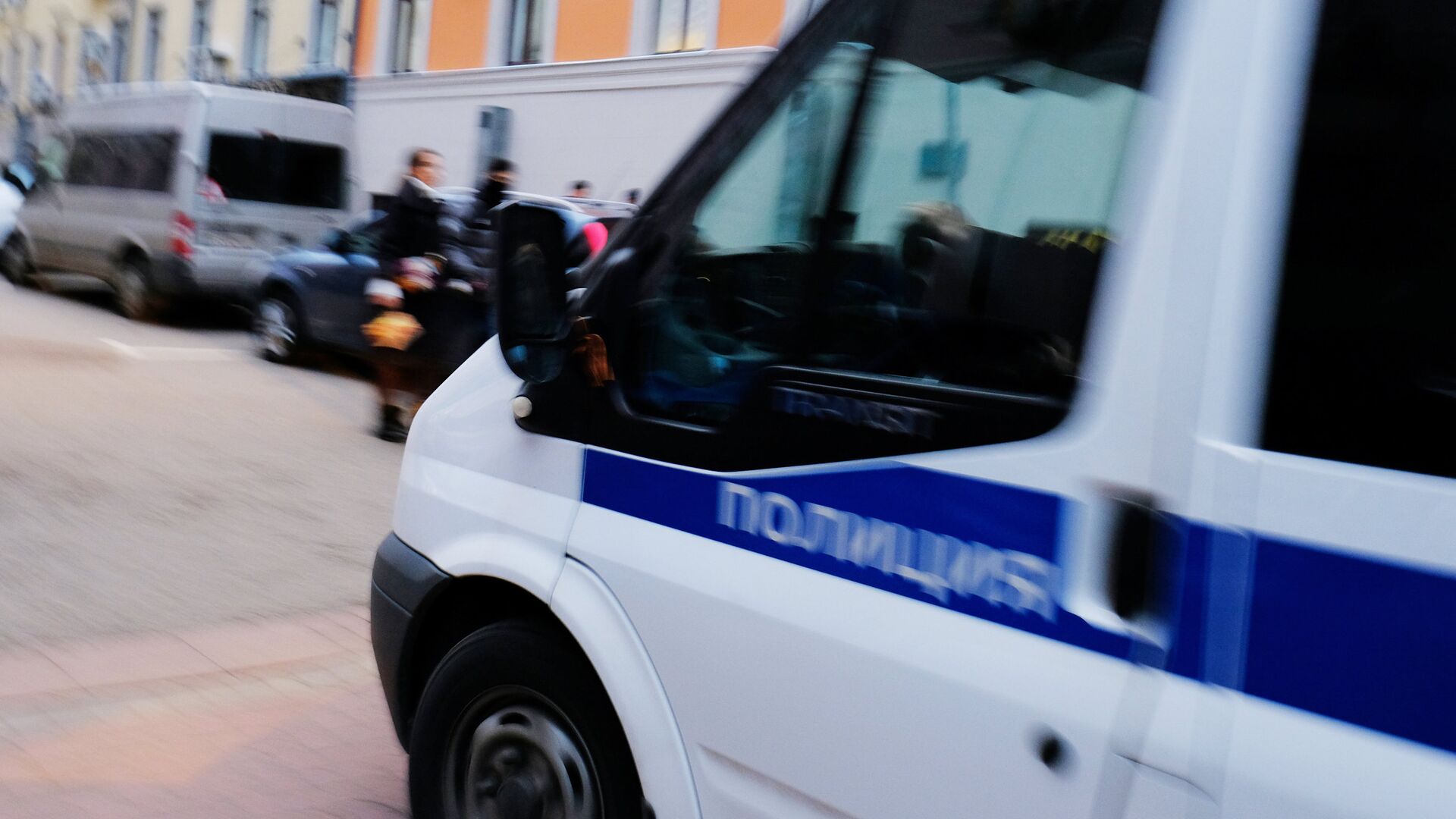 Подростки, избивавшие прохожих на камеру, задержаны в Петербурге
